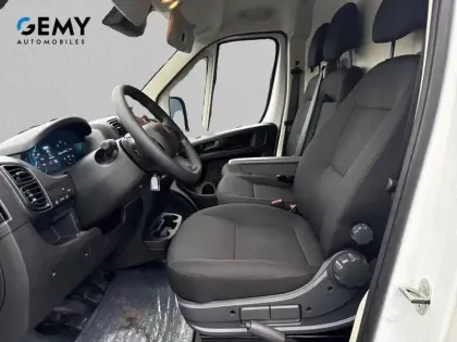 Photo 8 Peugeot Boxer  FGN TOLE 3.3 T L2H2 140 S&S BVM6