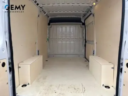 Photo 5 Peugeot Boxer  FGN TOLE 3.3 T L2H2 140 S&S BVM6