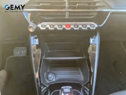 Photo 17 Peugeot 208  Electrique 50 kWh 136ch