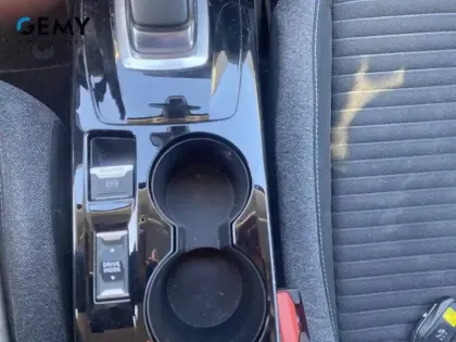 Photo 19 Peugeot 208  Electrique 50 kWh 136ch