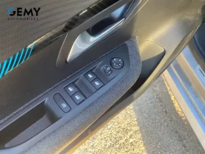 Photo 11 Peugeot 208  Electrique 50 kWh 136ch