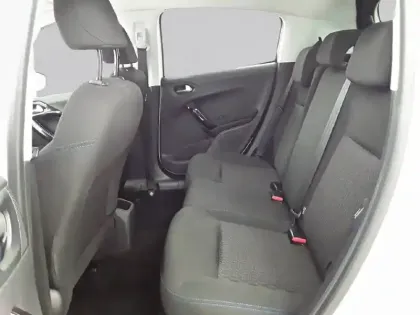 Photo 11 Peugeot 208  PureTech 82ch S&S BVM5