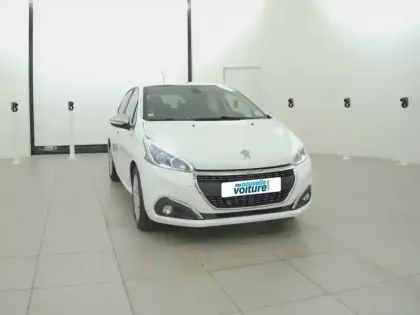 Photo 27 Peugeot 208  PureTech 82ch S&S BVM5