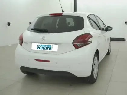 Photo 30 Peugeot 208  PureTech 82ch S&S BVM5