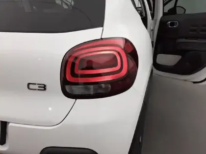 Photo 16 Citroën C3  PureTech 110 S&S EAT6