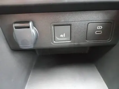 Photo 120 Dacia Jogger  Hybrid 140 7 places GSR2