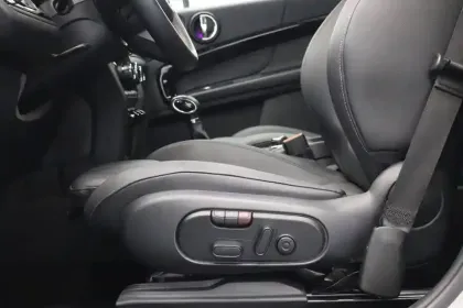 Photo 18 Mini Mini Countryman 125 - 95 ch ALL4 BVA6