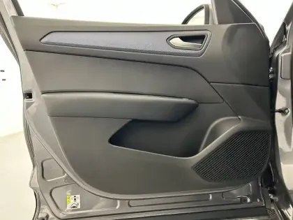 Photo 17 Renault Arkana  E-Tech hybride 145 - 22