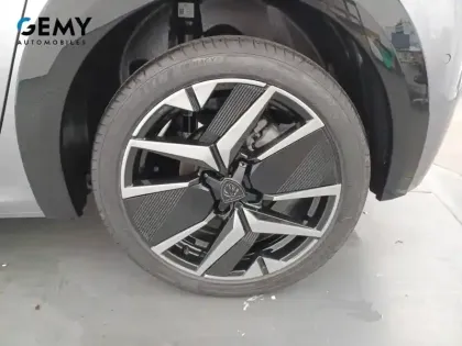 Photo 55 Peugeot 208  Hybrid 145 e-DCS6