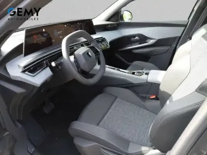 Photo 29 Peugeot 3008  Hybrid 145 e-DCS6