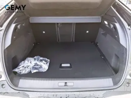 Photo 26 Peugeot 3008  Hybrid 145 e-DCS6