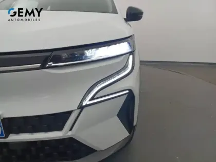 Photo 37 Renault Megane  E-Tech EV40 130ch standard charge