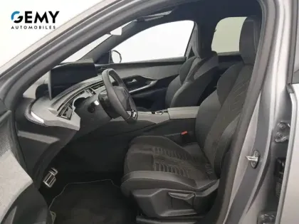 Photo 33 Peugeot 3008  Hybrid 136 e-DCS6