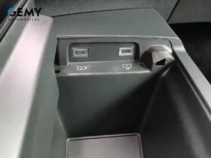 Photo 70 Peugeot 3008  Hybrid 136 e-DCS6