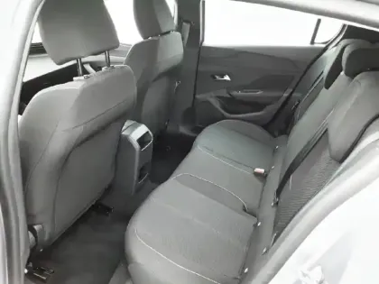 Photo 11 Peugeot 308  BlueHDi 130ch S&S EAT8