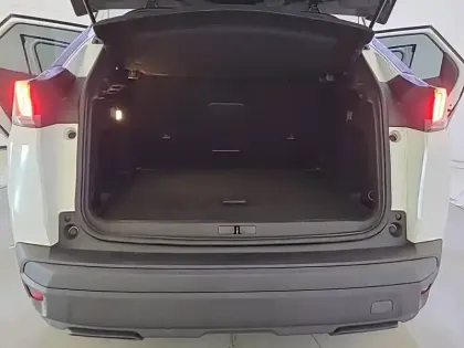 Photo 37 Peugeot 3008  BlueHDi 130ch S&S EAT8