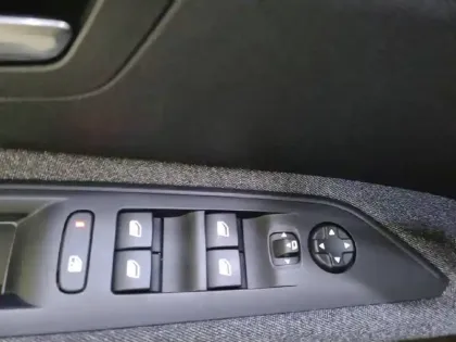 Photo 62 Peugeot 3008  BlueHDi 130ch S&S EAT8