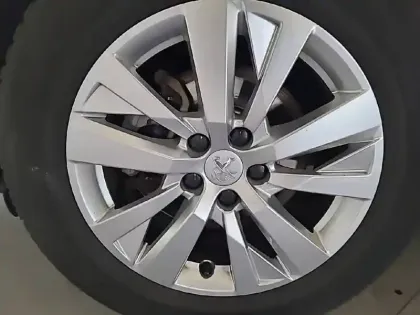 Photo 44 Peugeot 3008  BlueHDi 130ch S&S EAT8