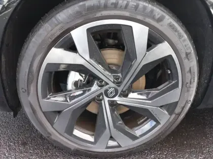 Photo Renault Austral Techno Esprit Alpine