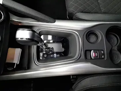 Photo 34 Renault Kadjar  TCe 140 FAP EDC