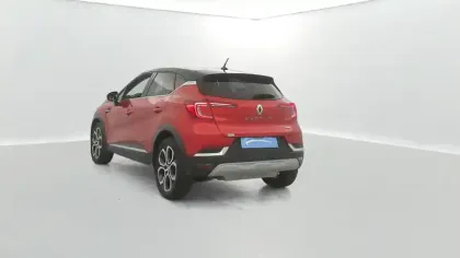 Photo 11 Renault Captur  E-Tech Plug-in 160 - 21