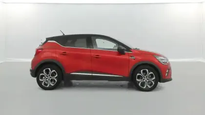 Photo 14 Renault Captur  E-Tech Plug-in 160 - 21