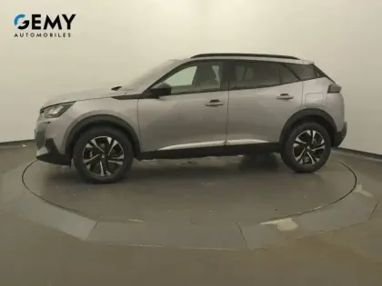 Photo 62 Peugeot 2008  PureTech 130 S&S BVM6