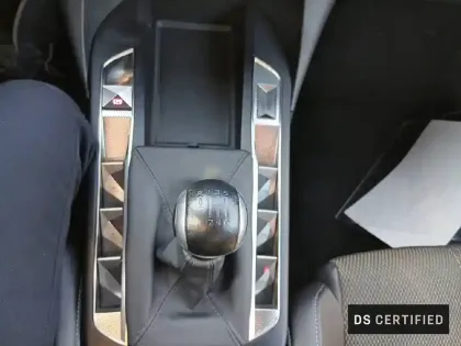 Photo 29 DS DS 3  Crossback PureTech 100 S&S BVM6