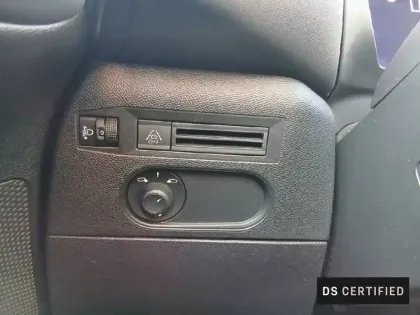 Photo 49 DS DS 3  Crossback PureTech 100 S&S BVM6