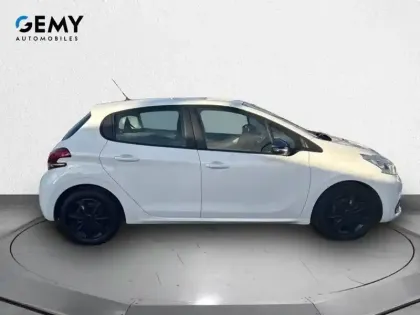 Photo 20 Peugeot 208 Gén. I Ph2 Like 5