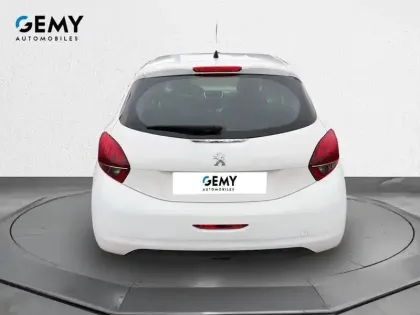 Photo 4 Peugeot 208  PureTech 68ch BVM5