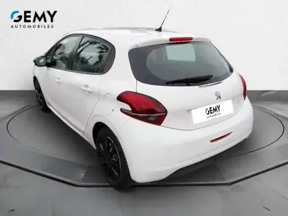 Photo 6 Peugeot 208  PureTech 68ch BVM5