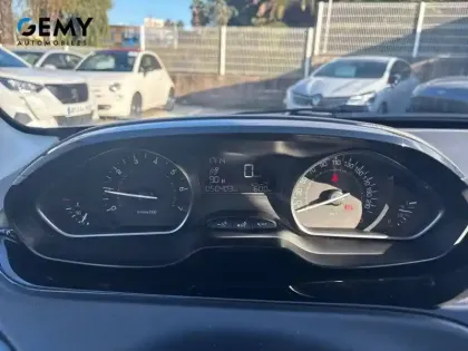 Photo 28 Peugeot 208 Gén. I Ph2 Like 5