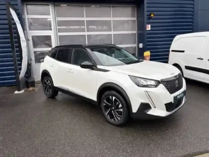 Photo 25 Peugeot 2008  PureTech 130 S&S BVM6