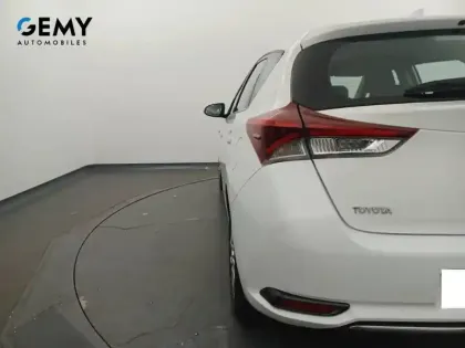 Photo 16 Toyota Auris  Hybride 136h