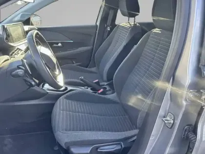 Photo 10 Peugeot 208  PureTech 100 S&S EAT8