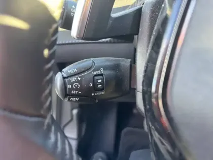 Photo 19 Peugeot 208  PureTech 100 S&S EAT8