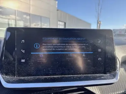 Photo 21 Peugeot 208  PureTech 100 S&S EAT8