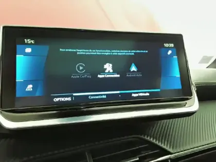 Photo 19 Peugeot 2008  Moteur électrique 136 ch