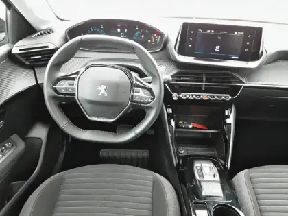 Photo 7 Peugeot 208  Electrique 50 kWh 136ch