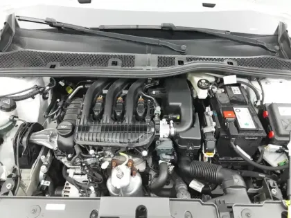 Photo 14 Peugeot 208  PureTech 75 S&S BVM5