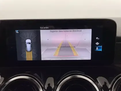 Photo 48 Mercedes GLB  200 d 8G-DCT