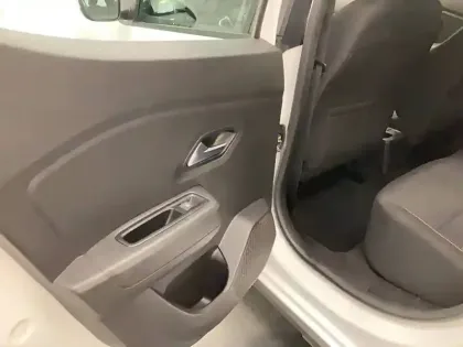 Photo 79 Dacia Sandero  ECO-G 100 - 22