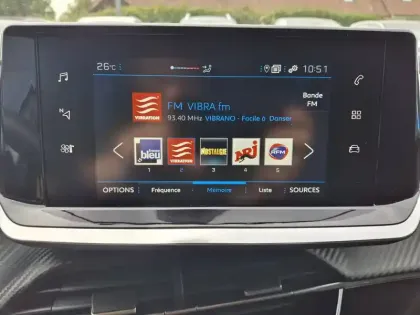 Photo 59 Peugeot 208  PureTech 100 S&S BVM6