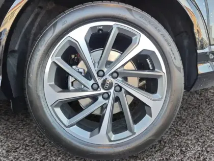 Photo 8 Audi Q5  e-hybrid 299 ch S tronic 7 Quattro