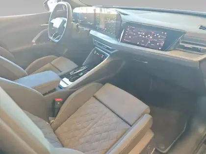 Photo 10 Audi Q5  e-hybrid 299 ch S tronic 7 Quattro