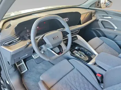 Photo 14 Audi Q5  e-hybrid 299 ch S tronic 7 Quattro