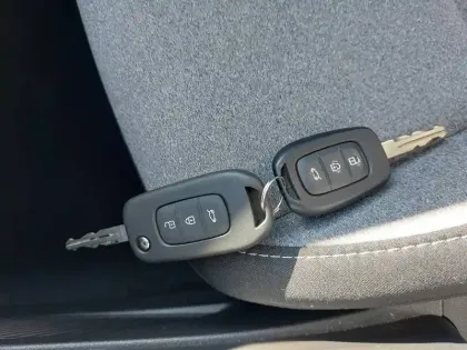 Photo 6 Renault Clio  TCe 90