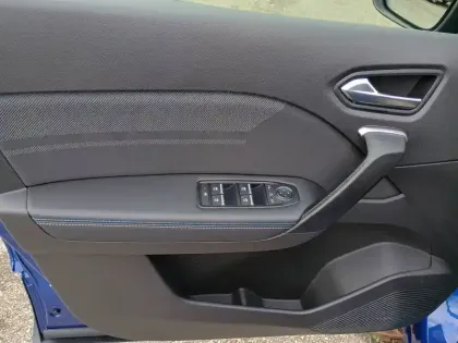 Photo 10 Renault Symbioz  E-Tech full hybrid 145