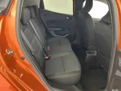 Photo 15 Renault Clio  E-Tech 140